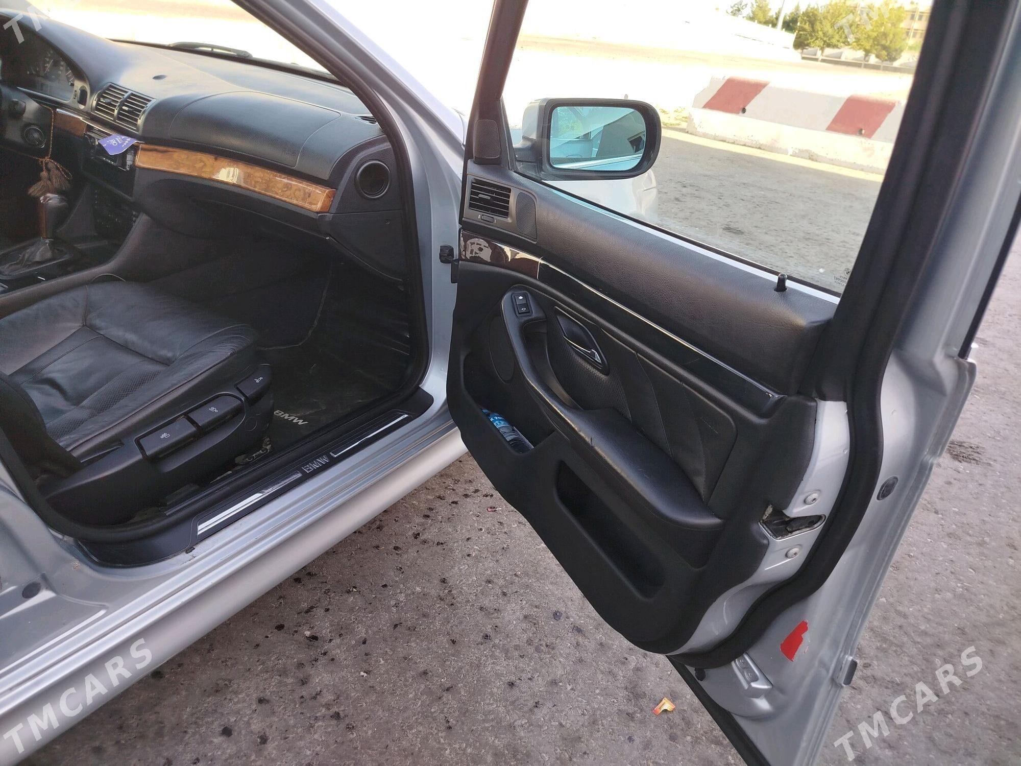 BMW E39 1997 - 105 000 TMT - Sarahs - img 5