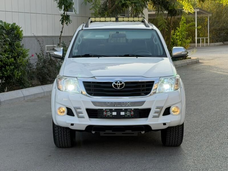 Toyota Hilux 2013 - 360 000 TMT - Ашхабад - img 4