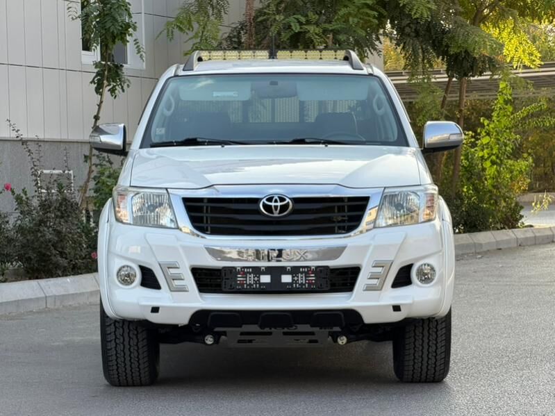 Toyota Hilux 2013 - 360 000 TMT - Ашхабад - img 3