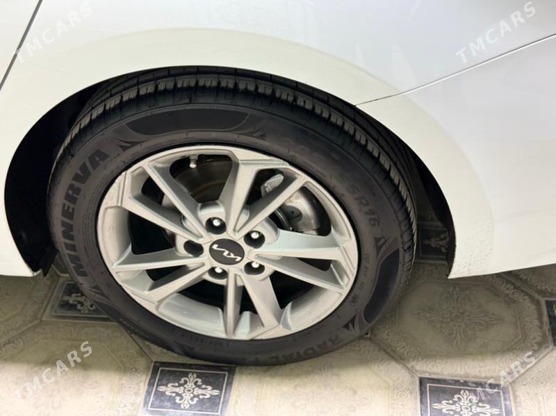 Kia Forte 2022 - 221 000 TMT - Ашхабад - img 6