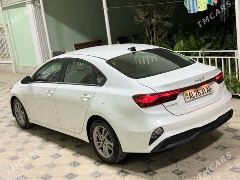 Kia Forte 2022 - 221 000 TMT - Ашхабад - img 4