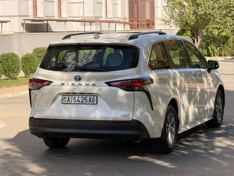 Toyota Sienna 2021 - 459 000 TMT - Ашхабад - img 8