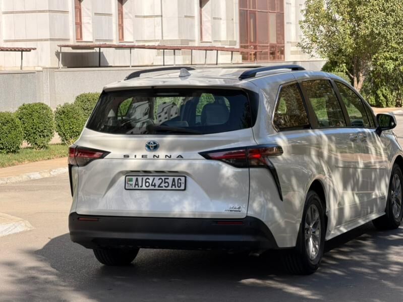 Toyota Sienna 2021 - 459 000 TMT - Ашхабад - img 3