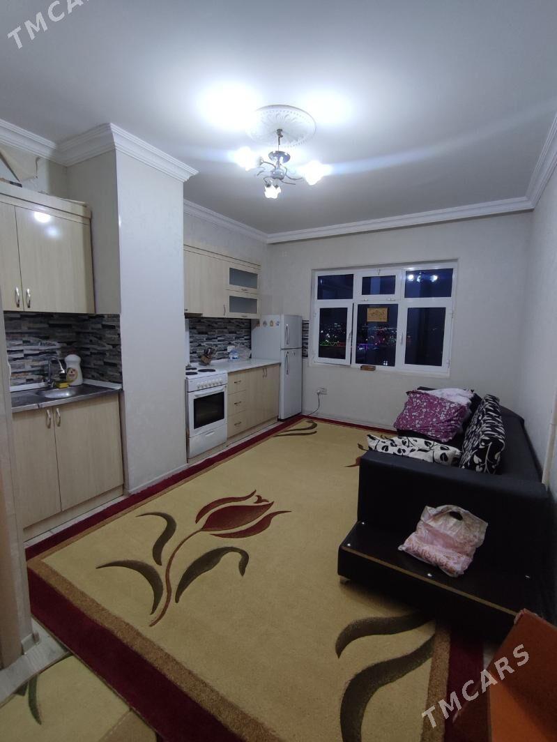 ARENDA 2 KOMNAT MIR 3 - Parahat 3 - img 1