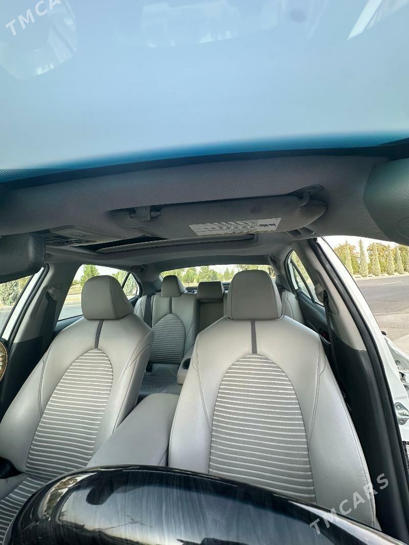 Toyota Camry 2022 - 268 000 TMT - Ашхабад - img 8