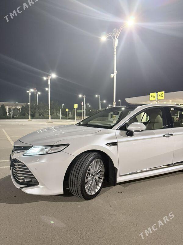 Toyota Camry 2019 - 490 000 TMT - Podwoýski köç. (Bitarap Türkmenistan şaýoly) - img 1
