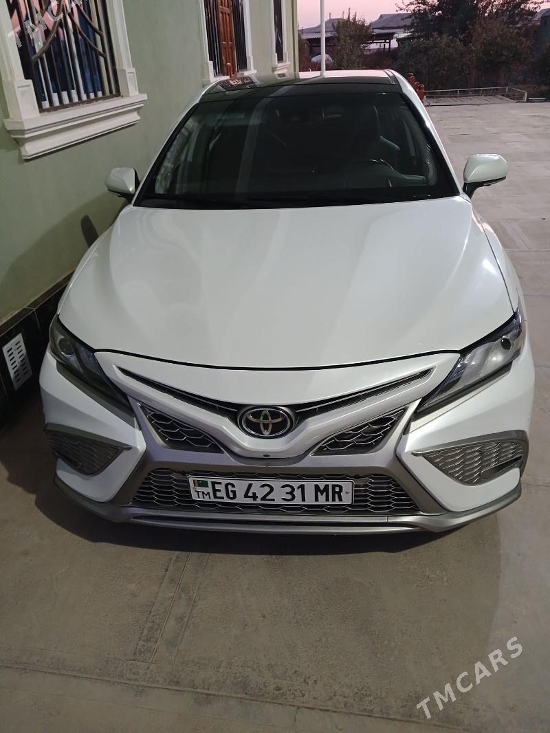 Toyota Camry 2022 - 400 000 TMT - Мургап - img 1