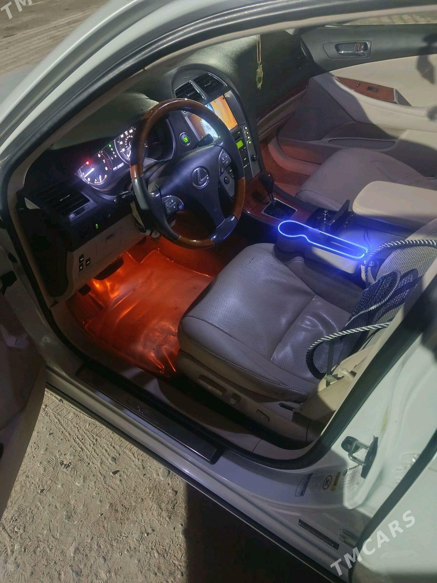 Lexus ES 350 2011 - 290 000 TMT - Darganata - img 7