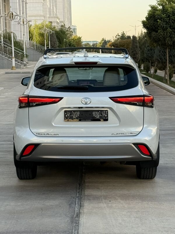 Toyota Highlander 2021 - 650 000 TMT - Ашхабад - img 6