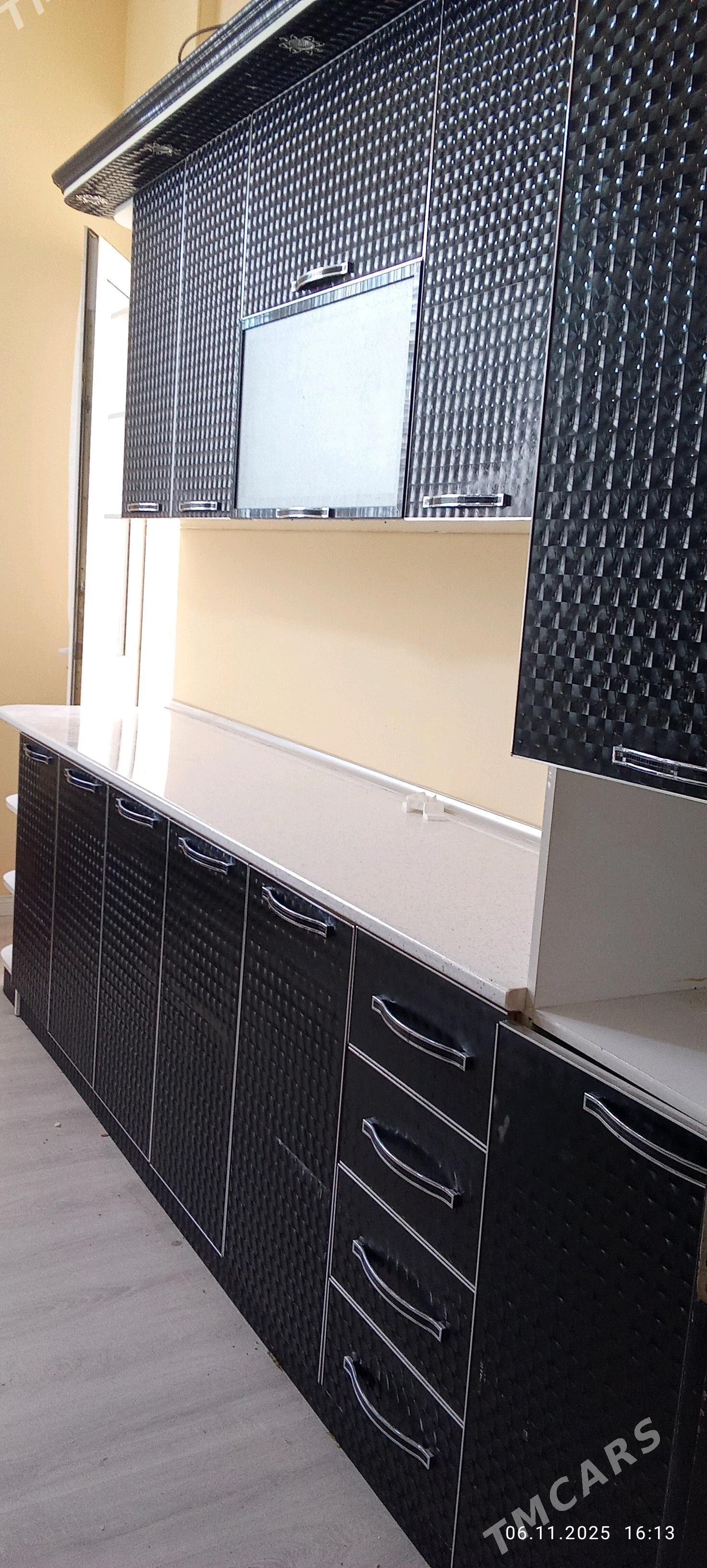 kuhuny garnitur - Мары - img 4