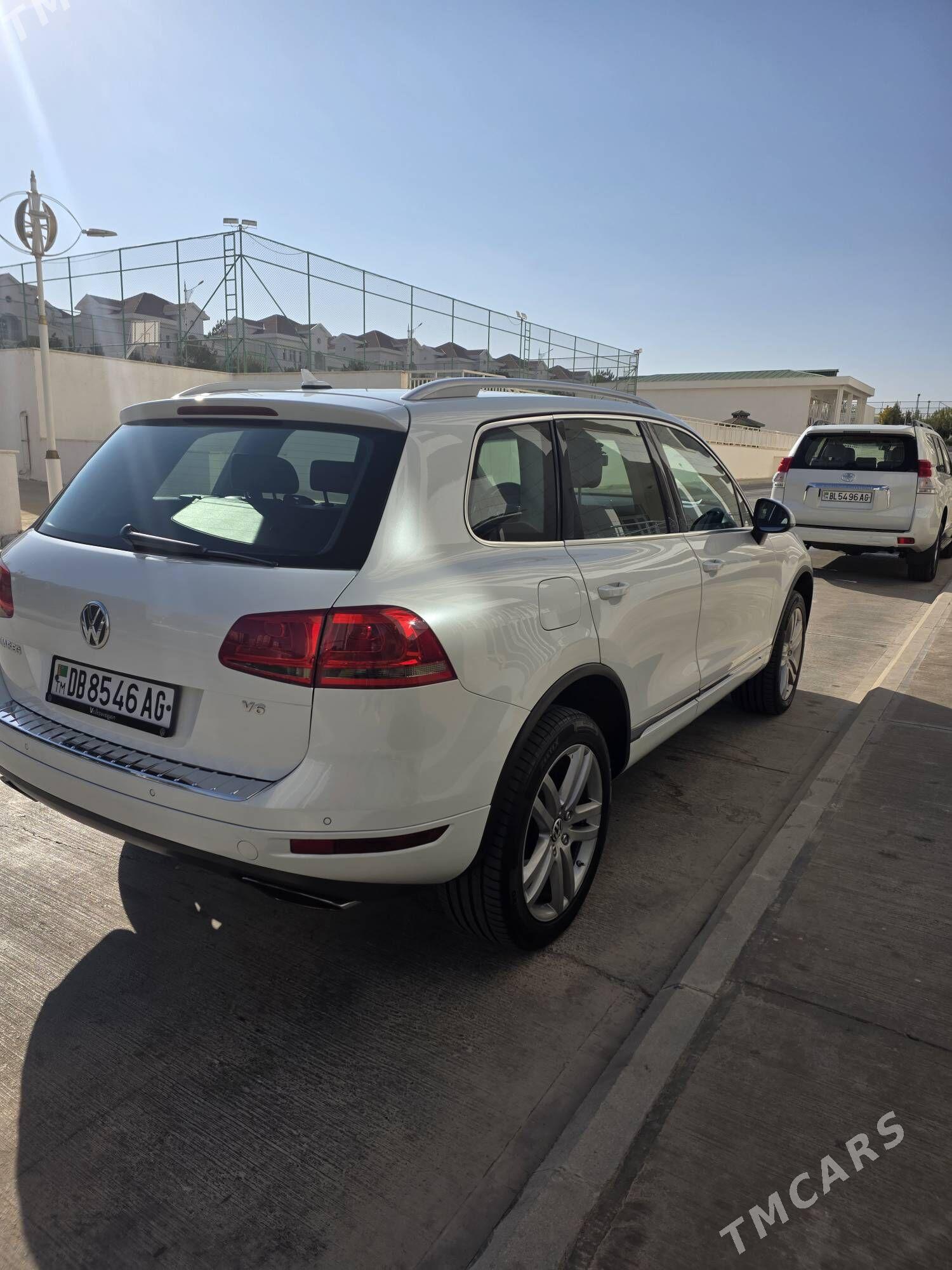 Volkswagen Touareg 2014 - 440 000 TMT - Ашхабад - img 5