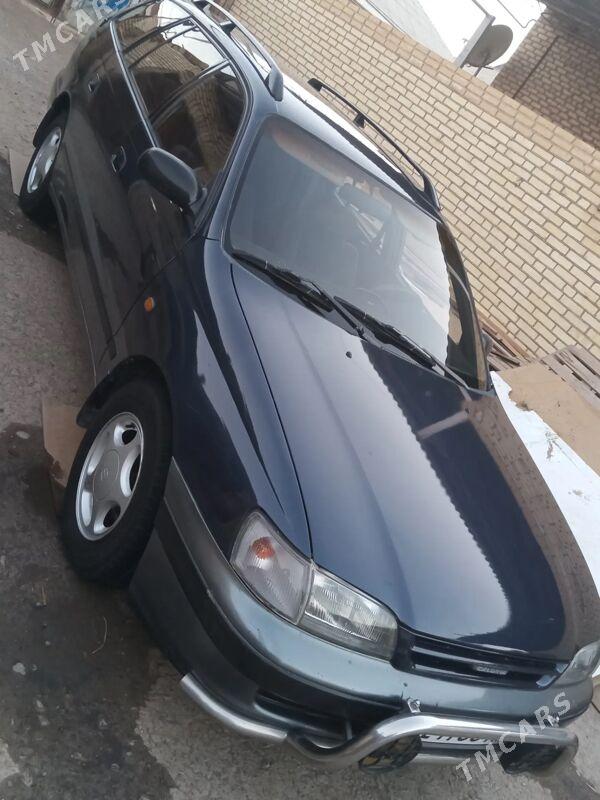 Toyota Camry 1995 - 82 000 TMT - Мары - img 1