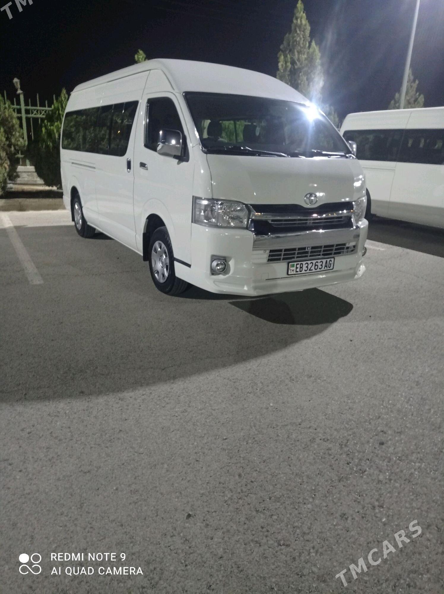 Toyota Hiace 2005 - 325 000 TMT - Бузмеин - img 2