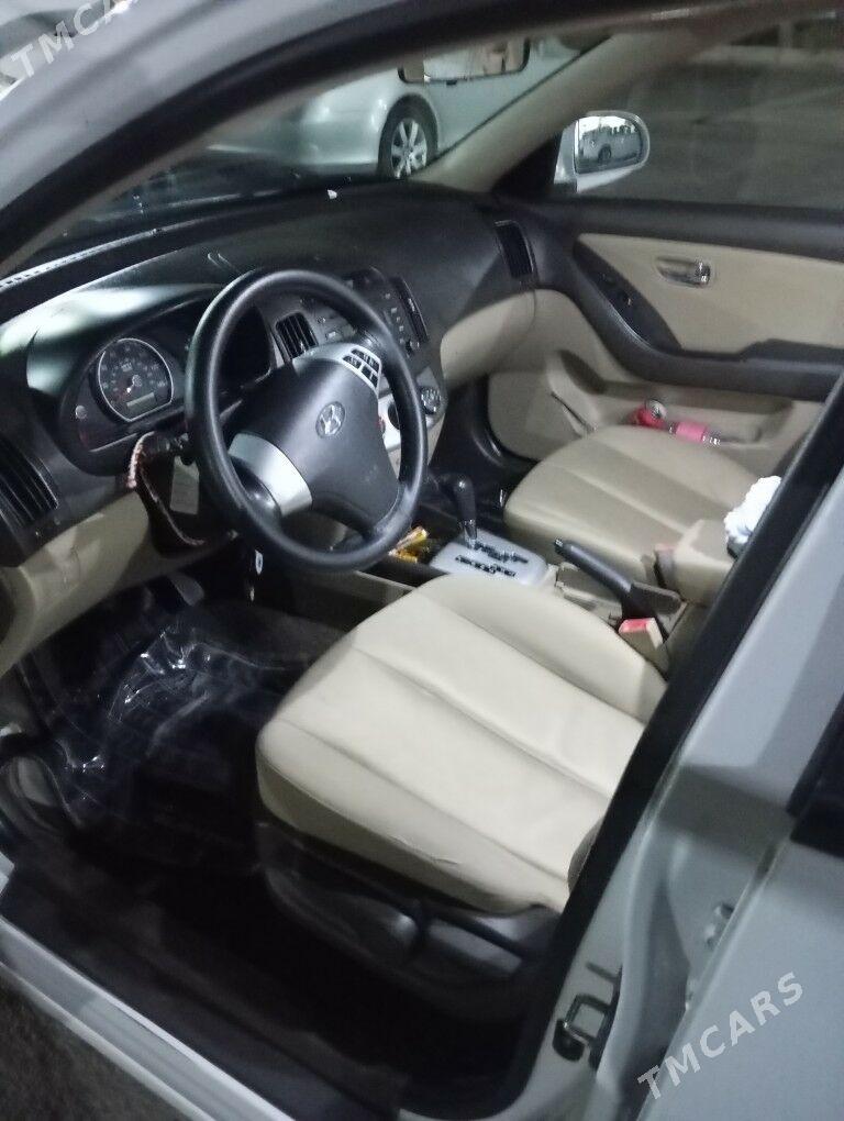 Hyundai Elantra 2010 - 160 000 TMT - Чоганлы - img 3