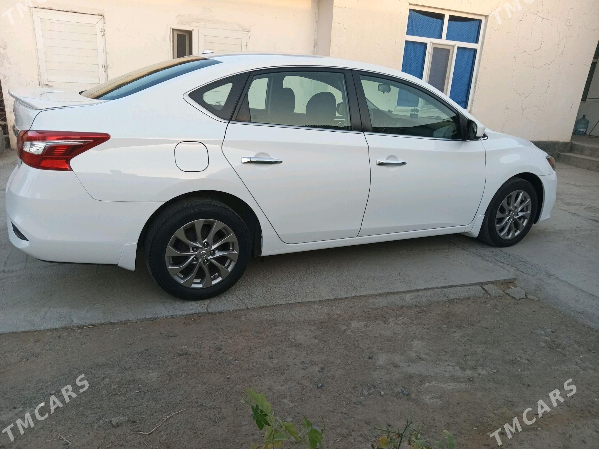 Nissan Sentra 2019 - 170 000 TMT - Арзув - img 1