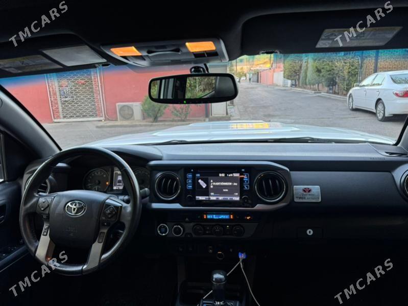 Toyota Tacoma Xtra 2018 - 360 000 TMT - Ашхабад - img 1