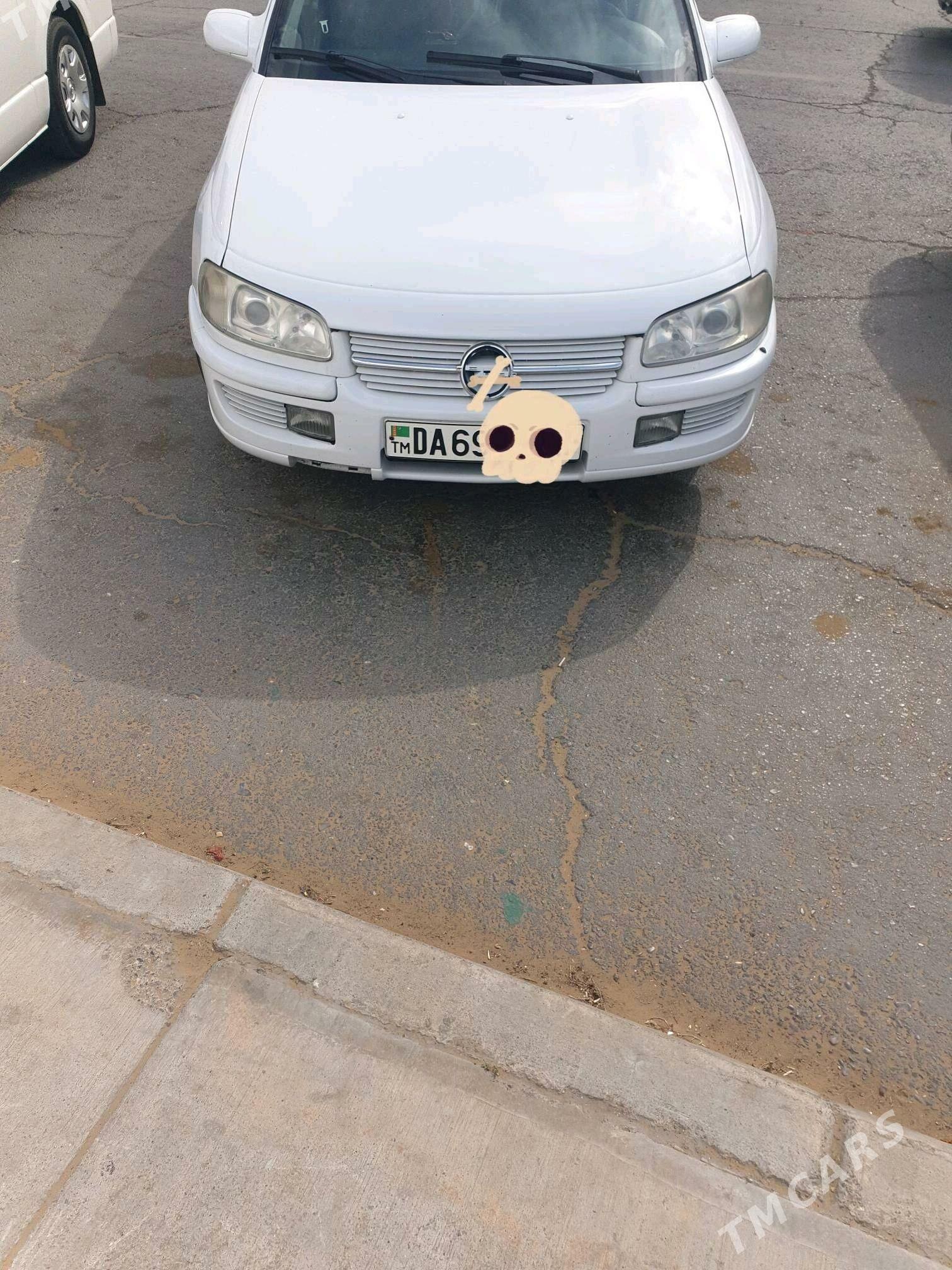 Opel Omega 1996 - 50 000 TMT - Ak bugdaý etraby - img 4