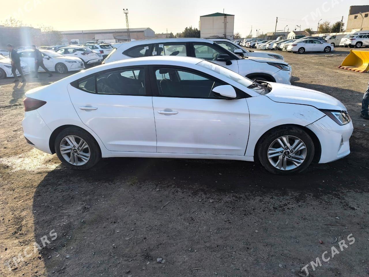 Hyundai Elantra 2020 - 176 000 TMT - Mary - img 3