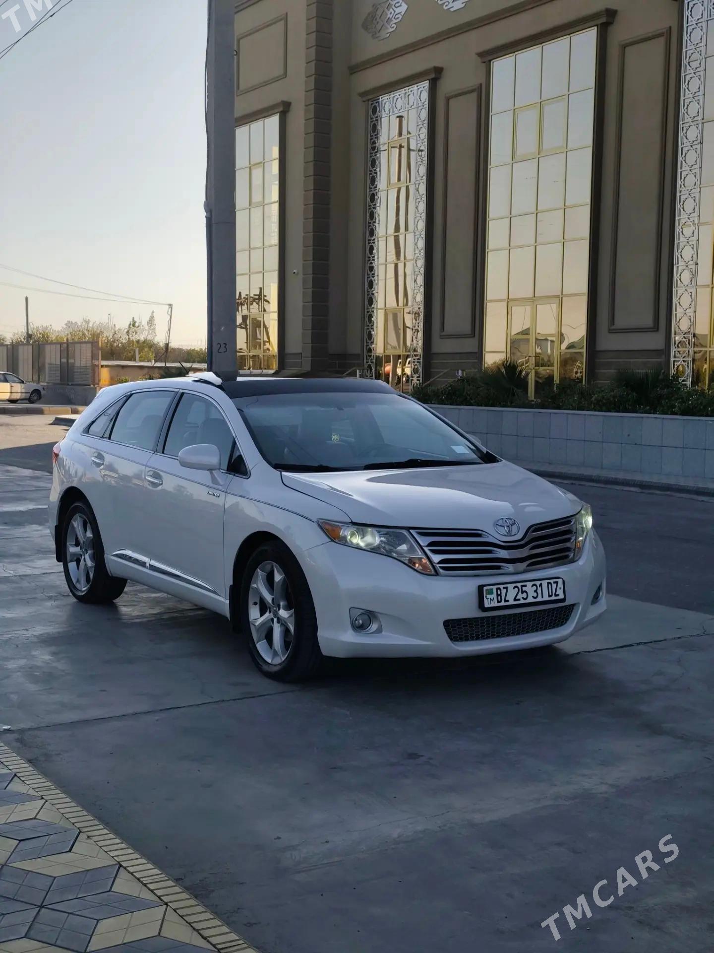 Toyota Venza 2010 - 231 000 TMT - Дашогуз - img 4