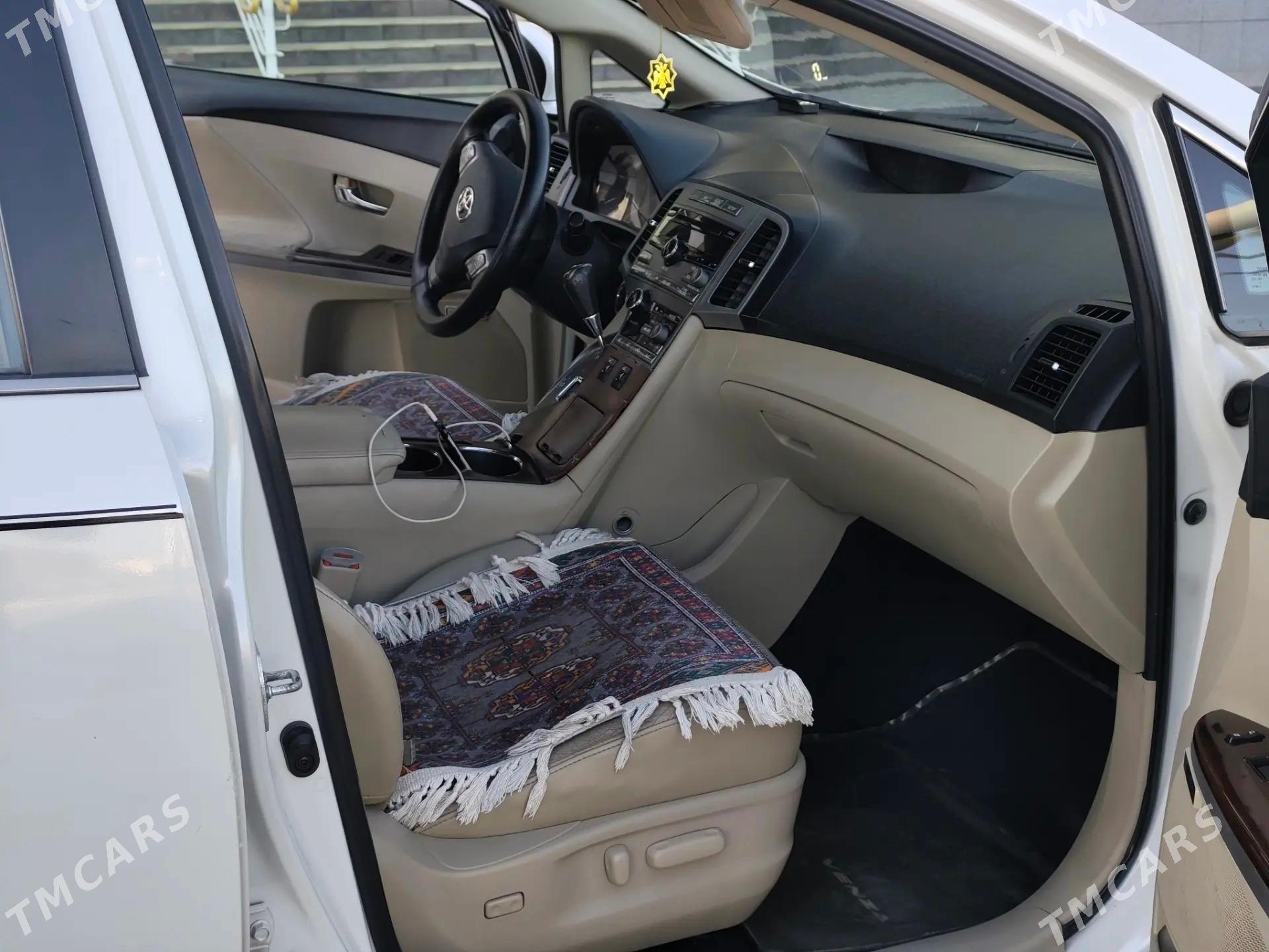 Toyota Venza 2010 - 231 000 TMT - Дашогуз - img 8