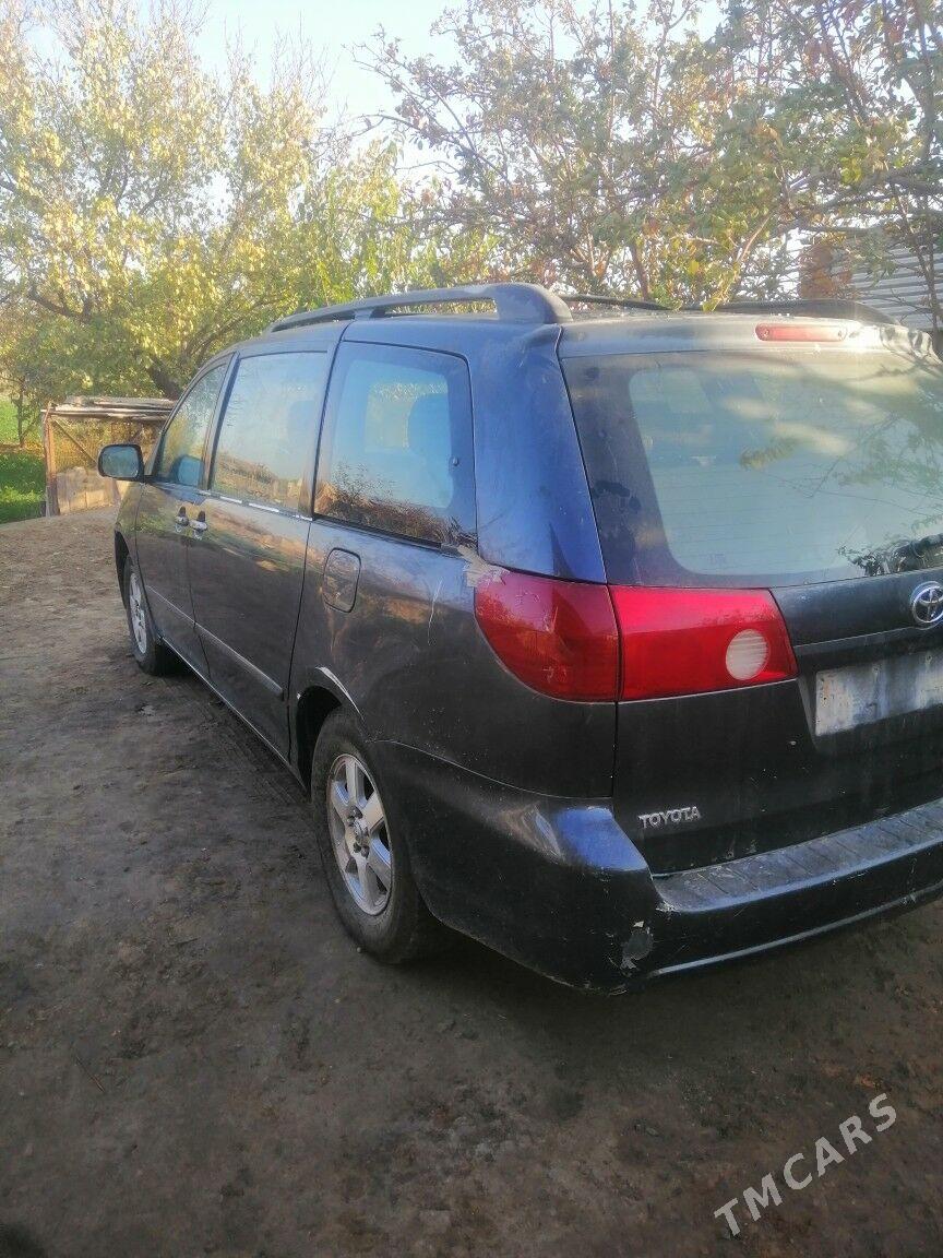 Toyota Sienna 2009 - 180 000 TMT - Гарабекевюл - img 4