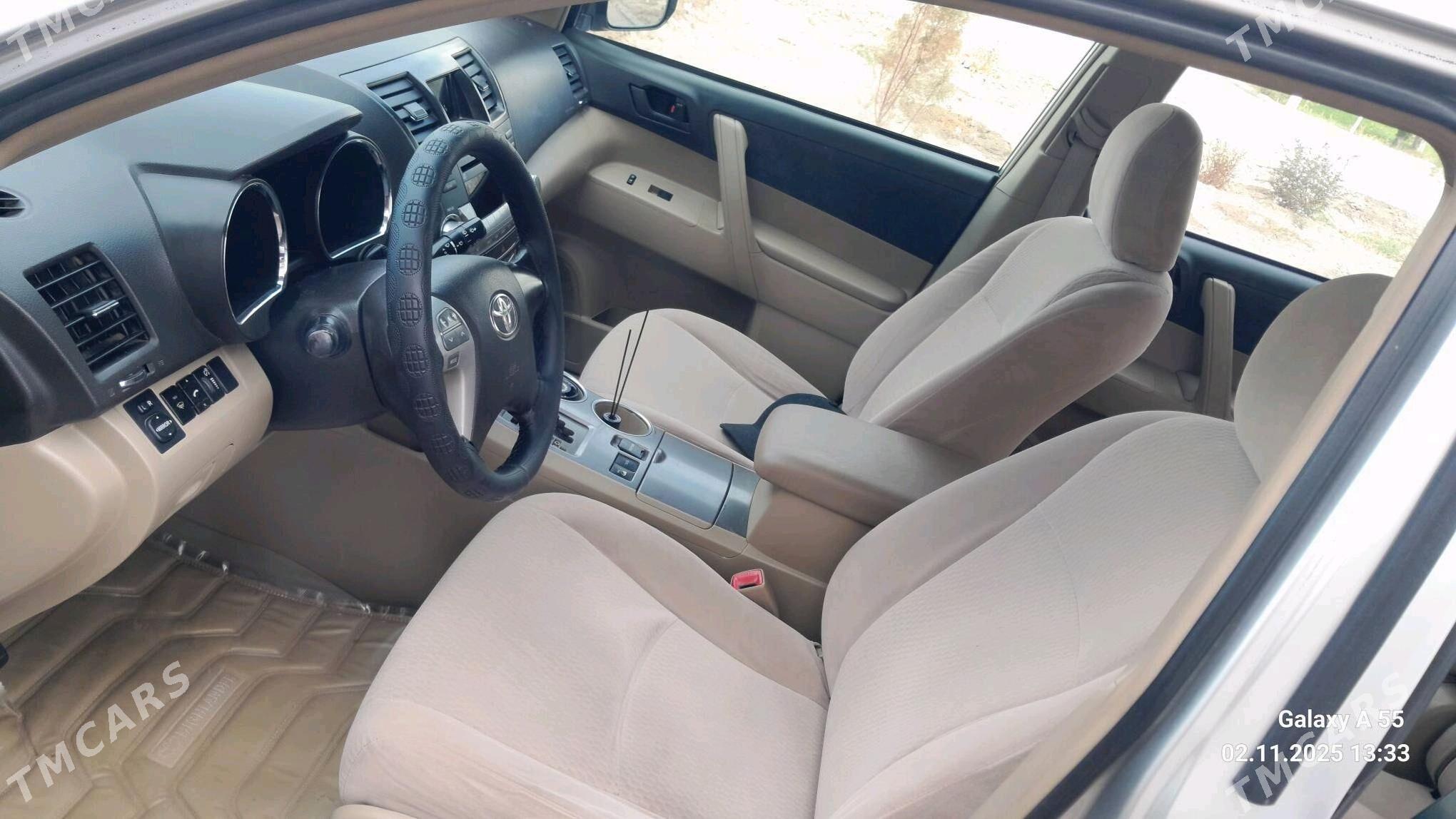 Toyota Highlander 2010 - 285 000 TMT - Дашогуз - img 9