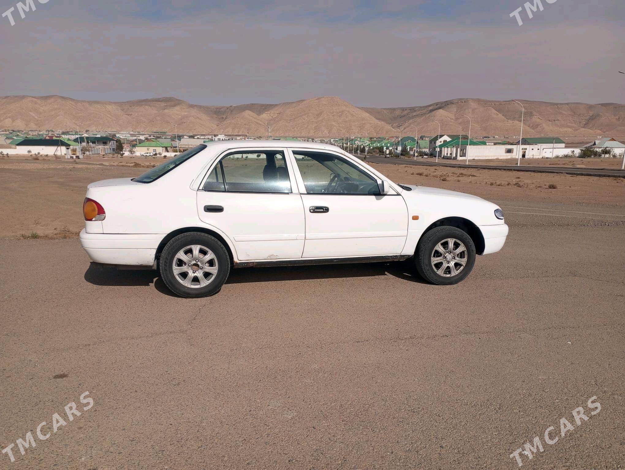 Toyota Corolla 2000 - 50 000 TMT - Türkmenbaşy - img 4