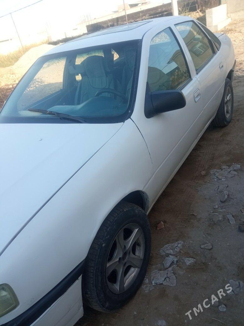 Opel Vectra 1989 - 22 000 TMT - Туркменабат - img 3