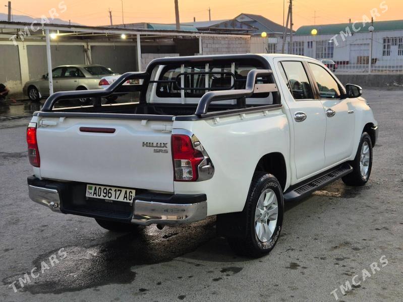 Toyota Hilux 2016 - 465 000 TMT - Aşgabat - img 3