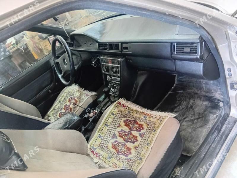 Mercedes-Benz W123 1986 - 50 000 TMT - Mary - img 3