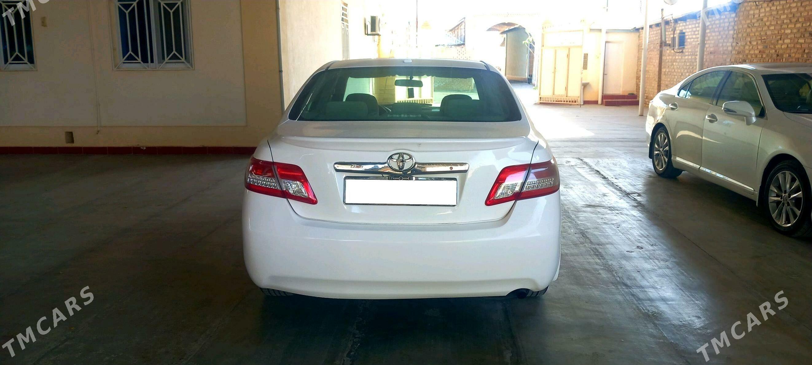 Toyota Camry 2011 - 172 000 TMT - Mary - img 1