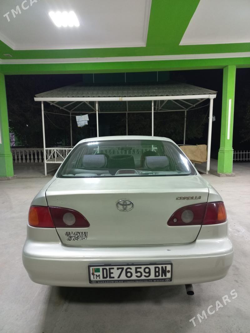 Toyota Corolla 2001 - 120 000 TMT - Balkanabat - img 4