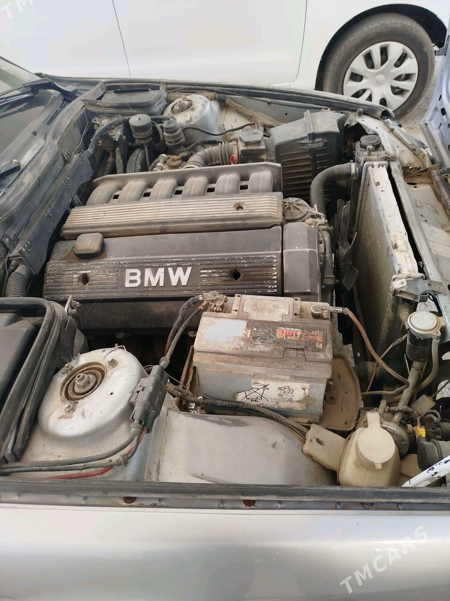 BMW 525 1991 - 65 000 TMT - Mary - img 7