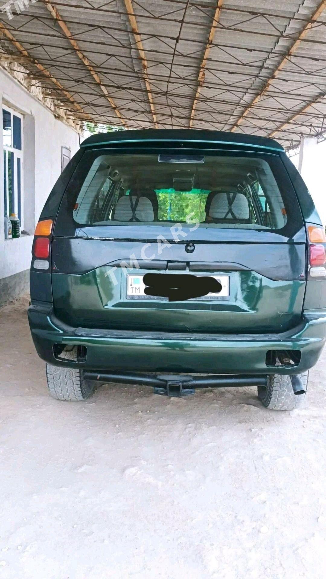 Mitsubishi Montero Sport 2000 - 100 000 TMT - Фарап - img 2