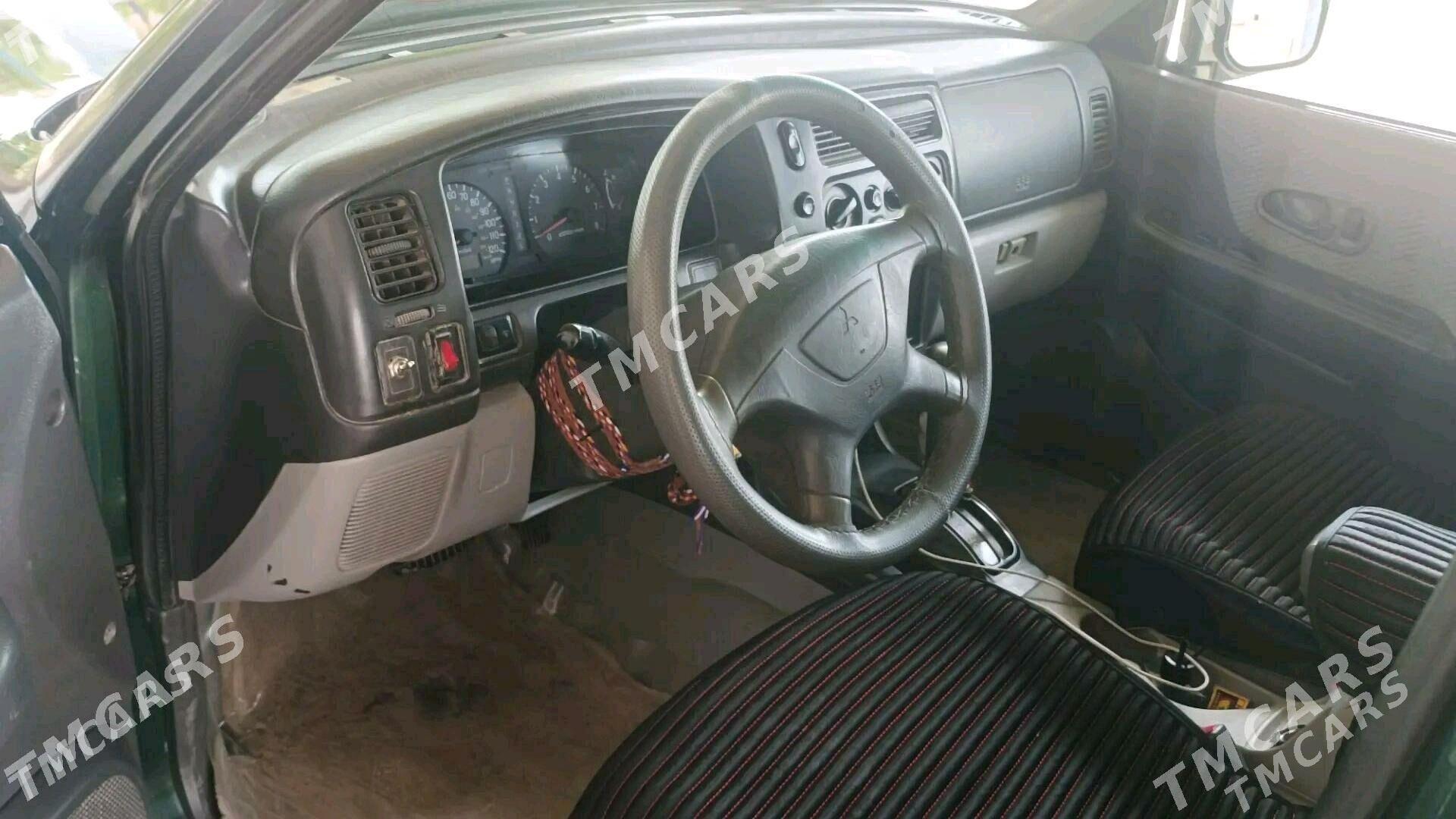 Mitsubishi Montero Sport 2000 - 100 000 TMT - Фарап - img 5