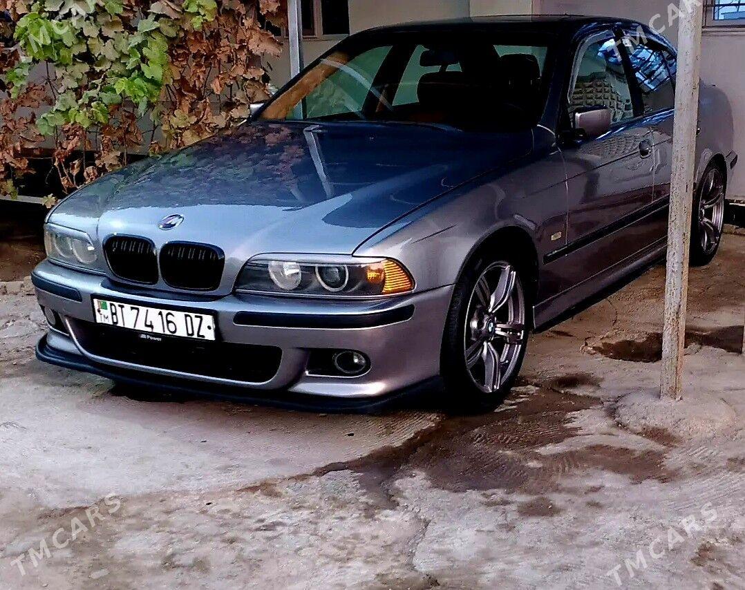 BMW E39 1998 - 130 000 TMT - Дашогуз - img 1