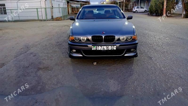 BMW E39 1998 - 130 000 TMT - Дашогуз - img 3