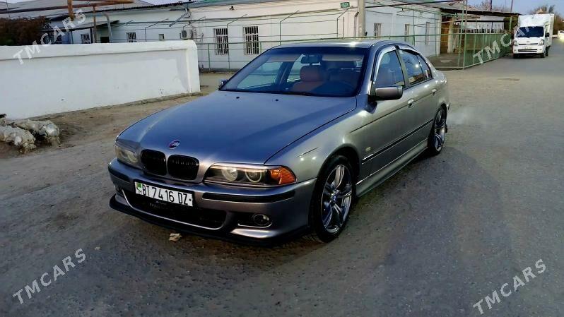 BMW E39 1998 - 130 000 TMT - Дашогуз - img 5
