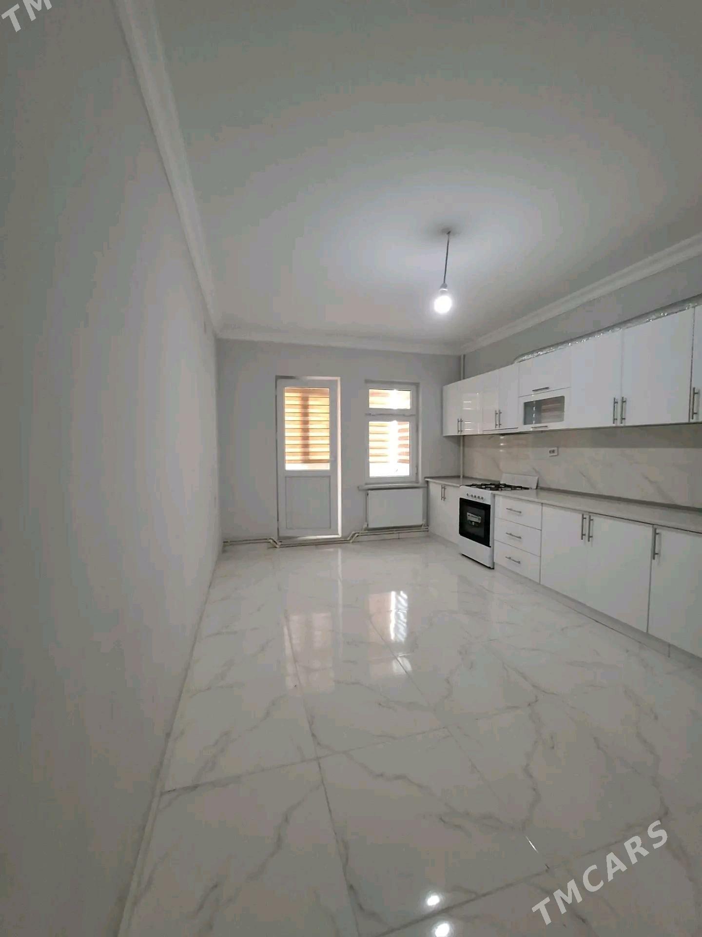 Satlyk jaý... - Änew - img 1