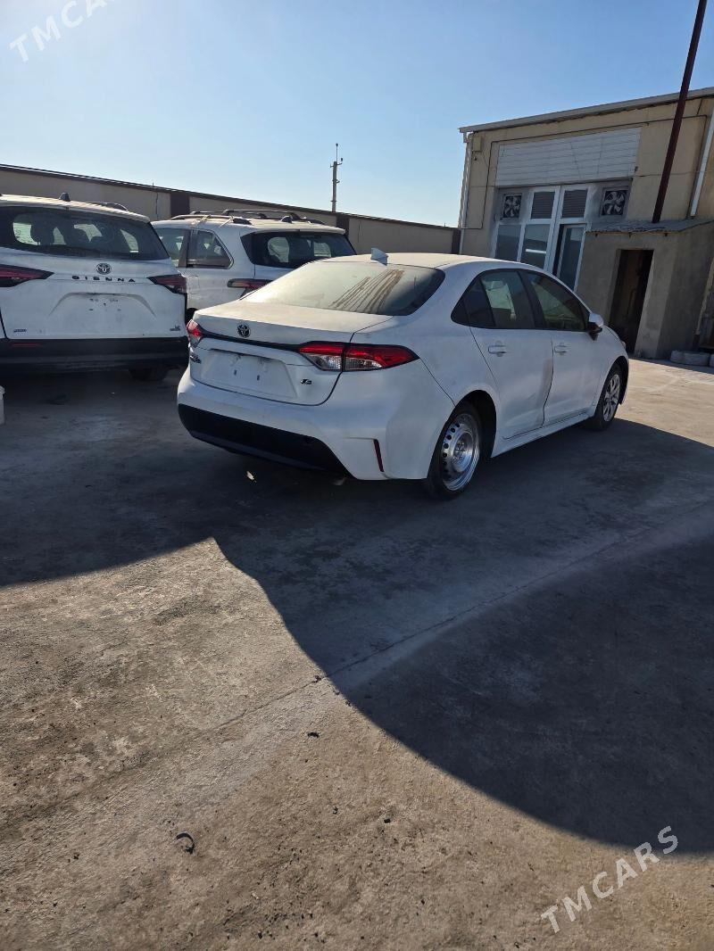 Toyota Corolla 2022 - 235 000 TMT - Ашхабад - img 2