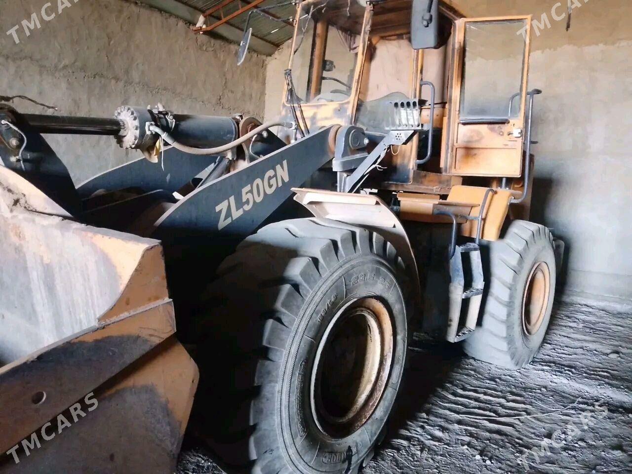 XCMG LW500F 2013 - 500 000 TMT - Aşgabat - img 1