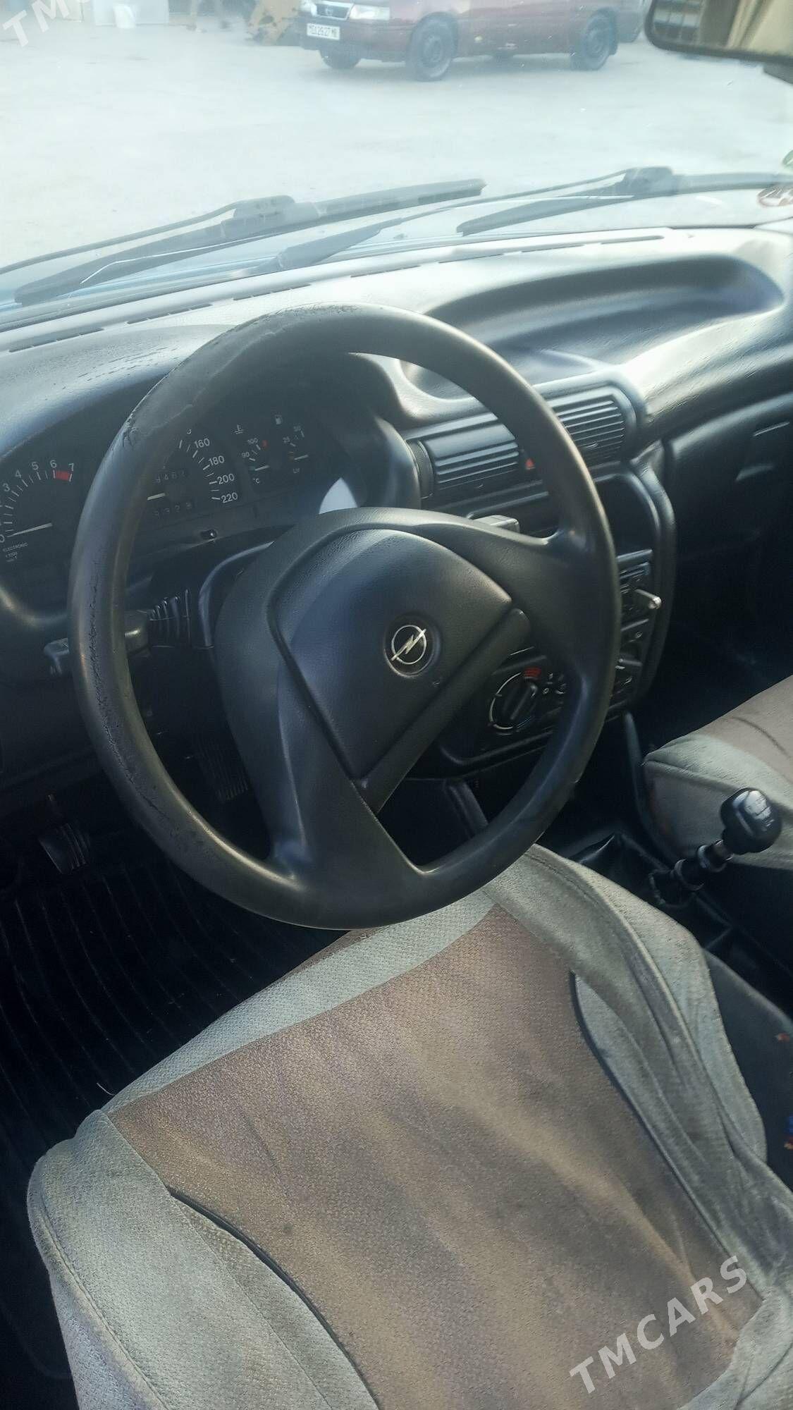 Opel Astra 1993 - 55 000 TMT - Мары - img 4