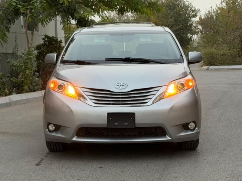 Toyota Sienna 2015 - 349 000 TMT - Ашхабад - img 1