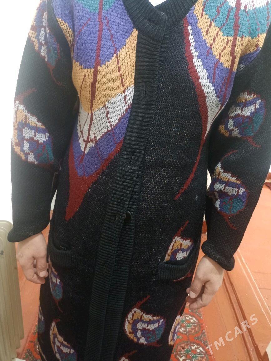 Tawus guş ýüň jempir - Aşgabat - img 1