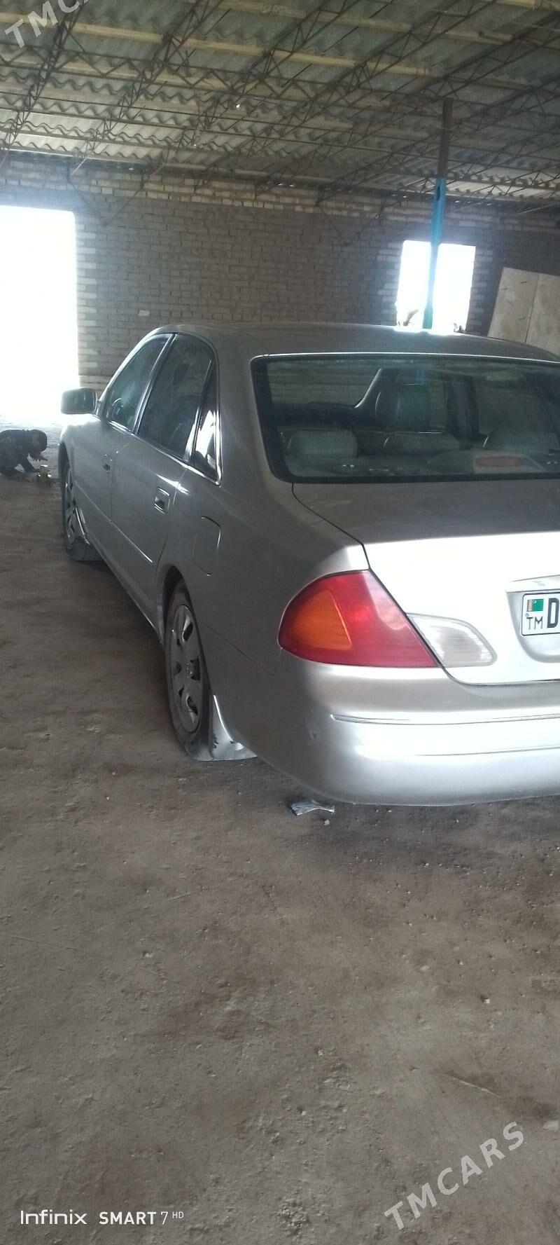 Toyota Avalon 2001 - 155 000 TMT - Halaç - img 5