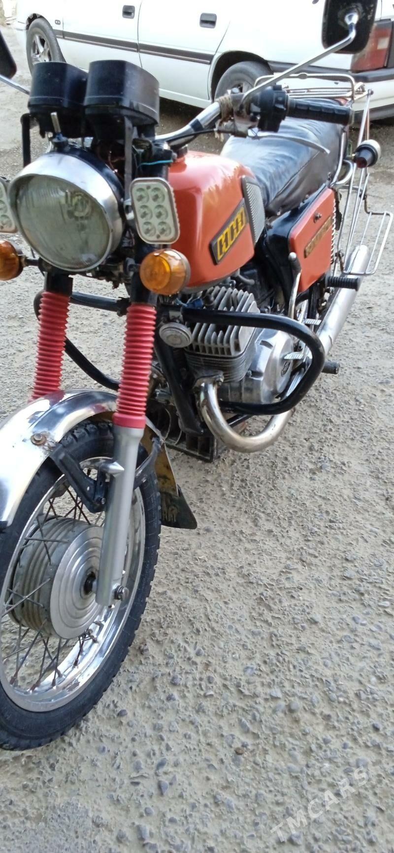 Iž Ýupiter 2000 - 11 000 TMT - Kaka - img 2