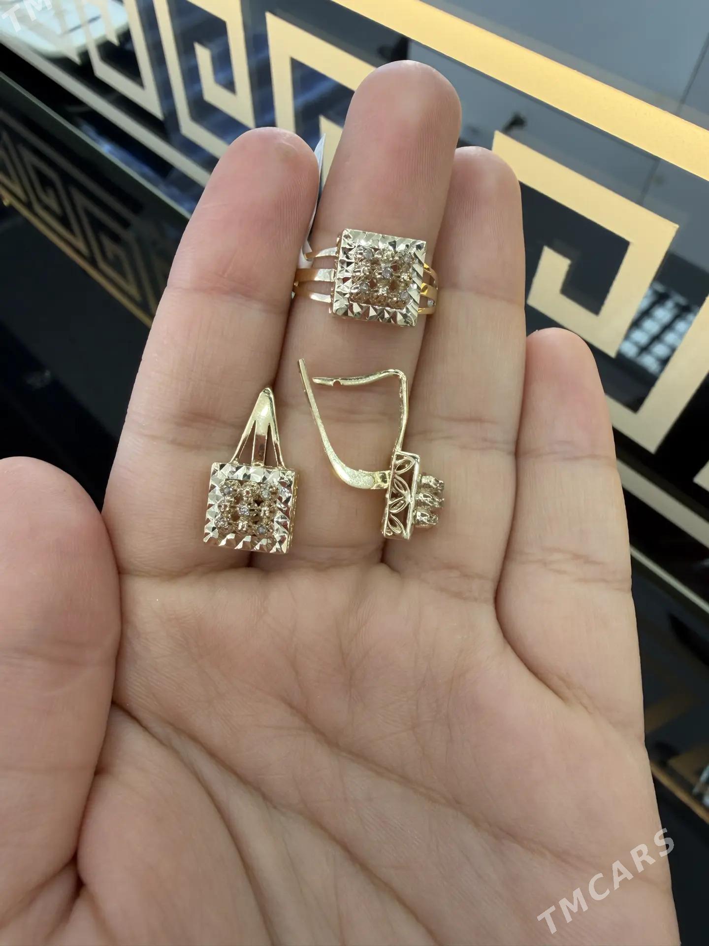 gyzyl komplekt - Ашхабад - img 1