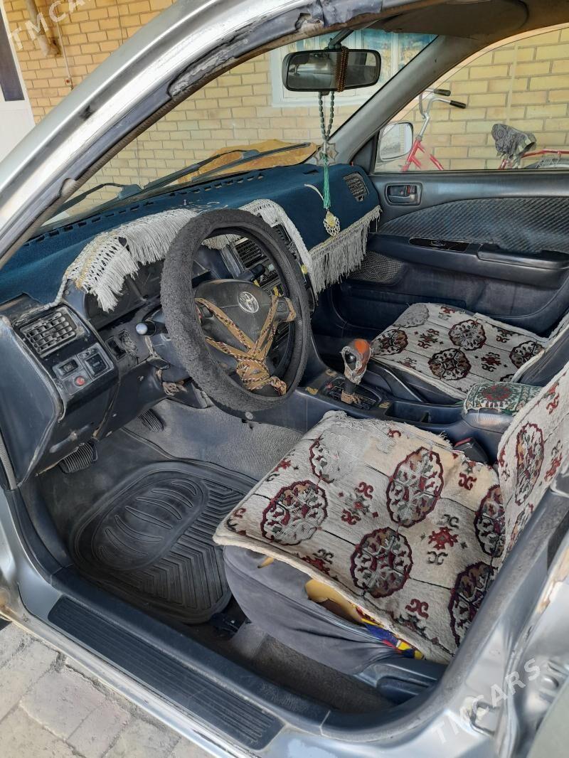 Toyota Carina 1998 - 50 000 TMT - Саят - img 3