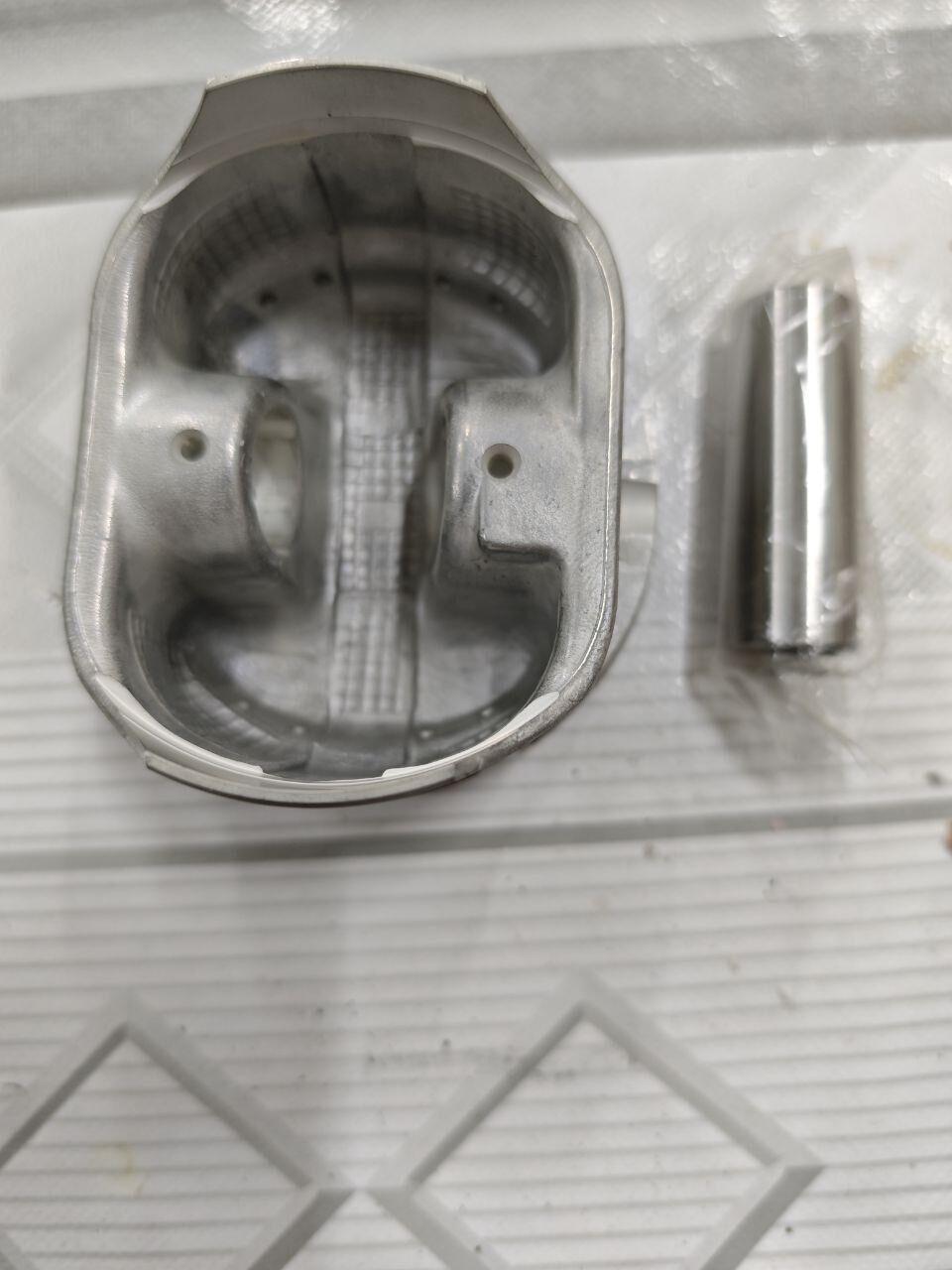 поршень на форд фокус 3 000 TMT - Бузмеин - img 4