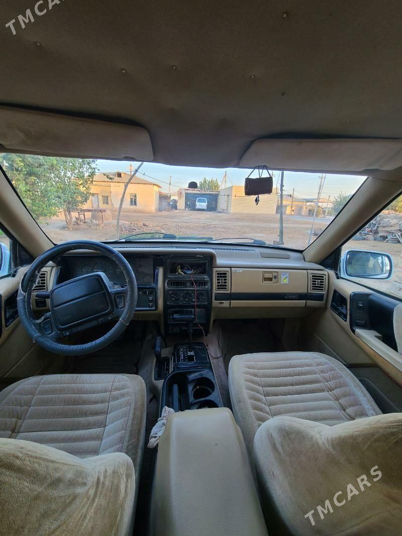 Jeep Grand Cherokee 1994 - 45 000 TMT - Мары - img 5
